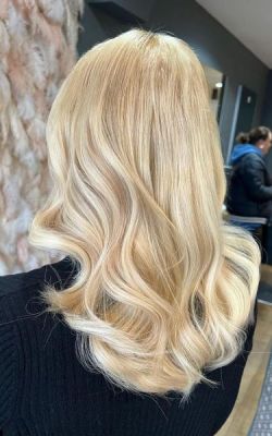 After-Blonde-Beautyworks-extensions-Ongarl-Salon.jpg