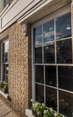 Ongar-Salon